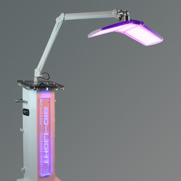 MasterLite Peel Mikrodermabráziós és Bio LED terápiás arckezelő gép MasterLite Peel Mikrodermabráziós és Bio LED terápiás arckezelő gép
