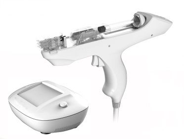 ClinicDerm Tűs Hatóanyag Bejuttató Gép UV-A LED technológiával ClinicDerm Tűs Hatóanyag Bejuttató Gép UV-A LED technológiával