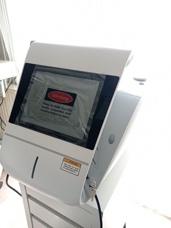 ZEON Triplewave Pro Dióda Lézeres Szőrtelenítő Gép 400W