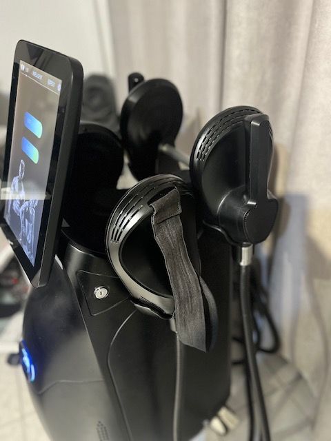 ZEUS PLUS Ultimate4 Sculptor 4 kezelőfejes Elektromágneses Alakformáló Gép ZEUS PLUS Ultimate4 Sculptor 4 kezelőfejes Elektromágneses Alakformáló Gép